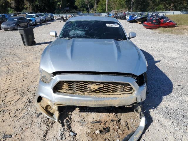 Ford Mustang Image 10