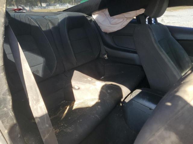 Ford Mustang Image 6