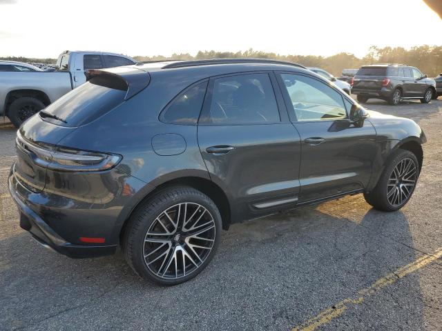 Porsche Macan Base Base Image 13