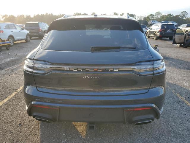 Porsche Macan Base Base Image 8