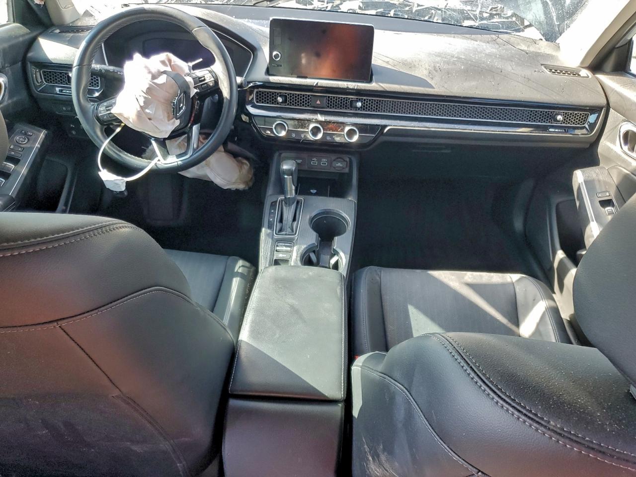 Honda Civic Touring Image 9