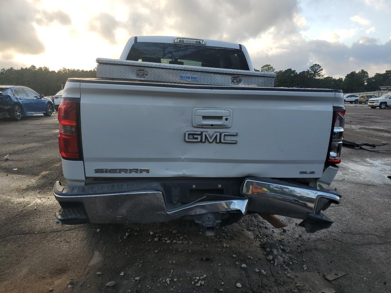 GMC Sierra K1500 Sle Image 9