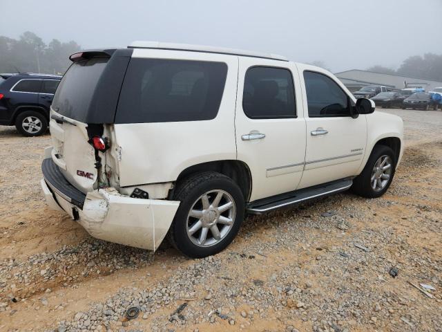 GMC Yukon Denali Image 4