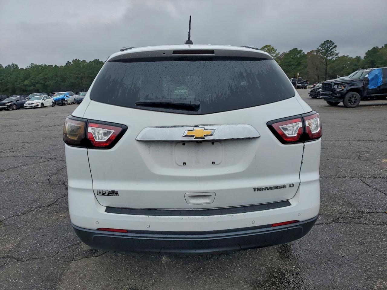 Chevrolet Traverse Lt Image 6