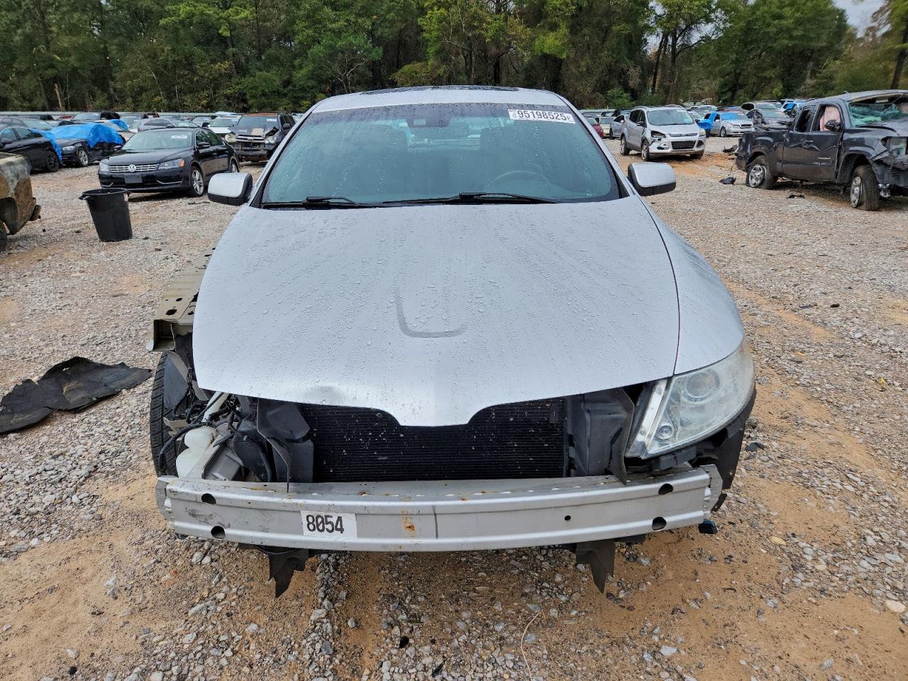 Lincoln MKS Image 13
