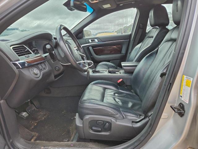 Lincoln MKS Image 2