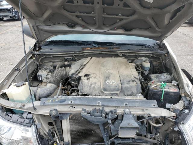 Toyota Tacoma Prerunner Access Cab Image 9