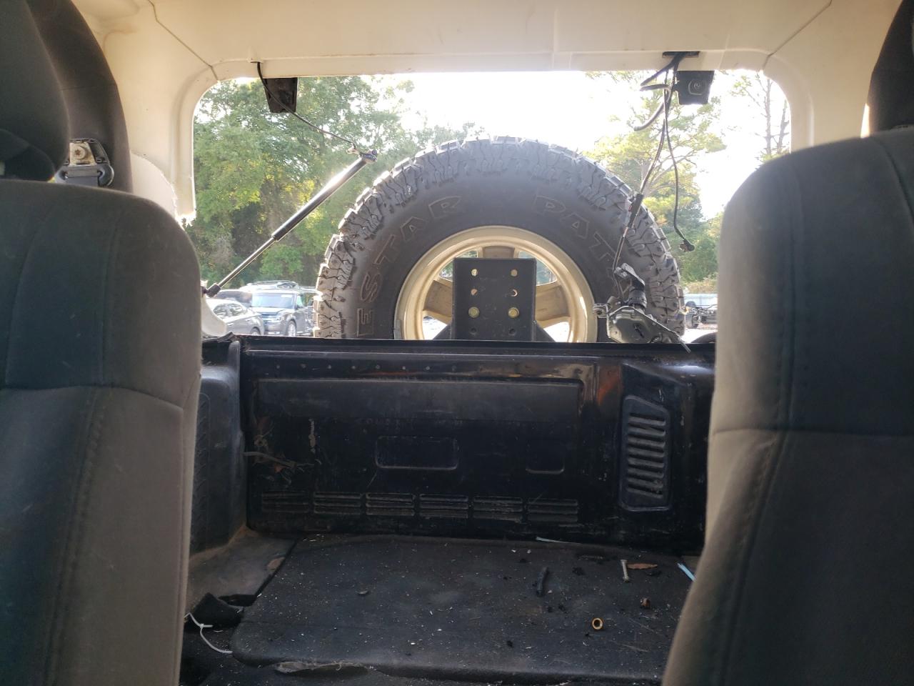 Jeep Wrangler Sport Image 7