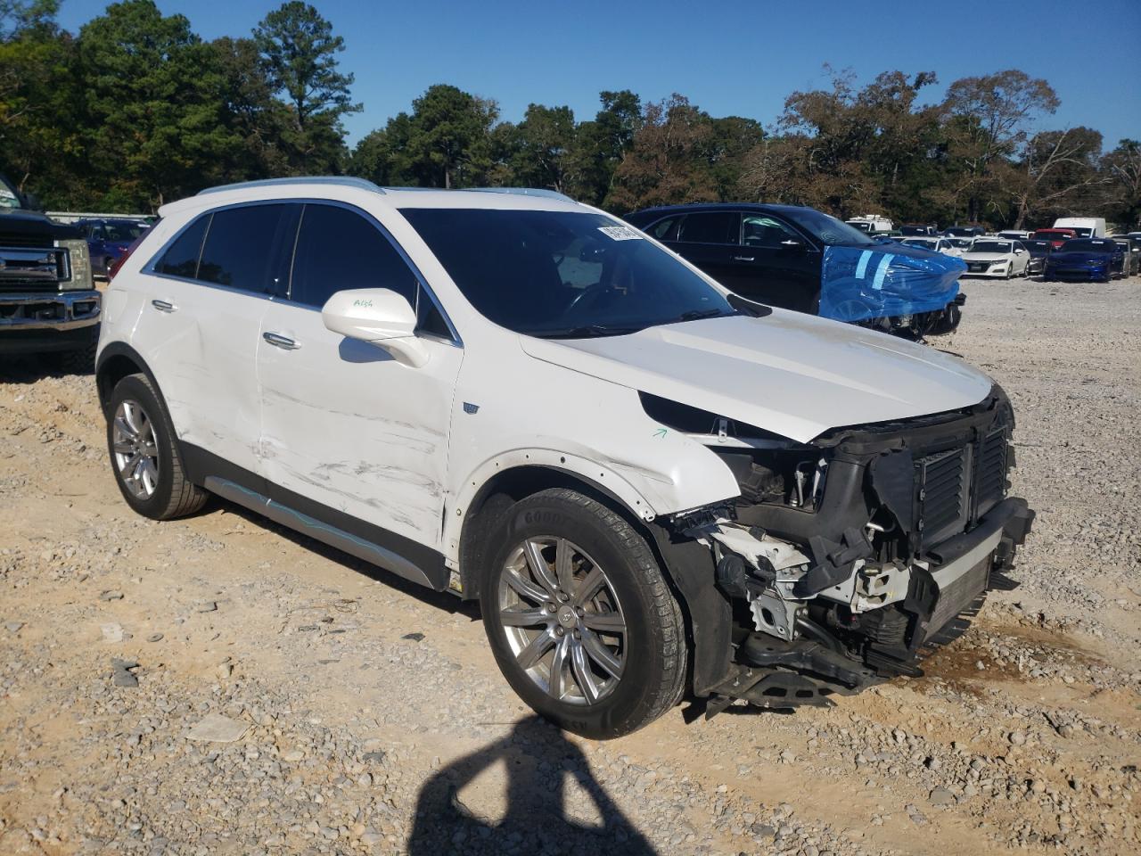 Cadillac XT4 Premium Luxury Image 2