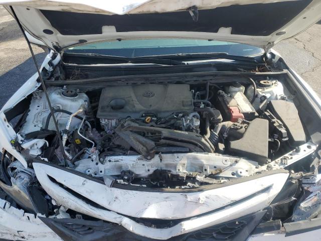 Toyota Camry Se Image 10