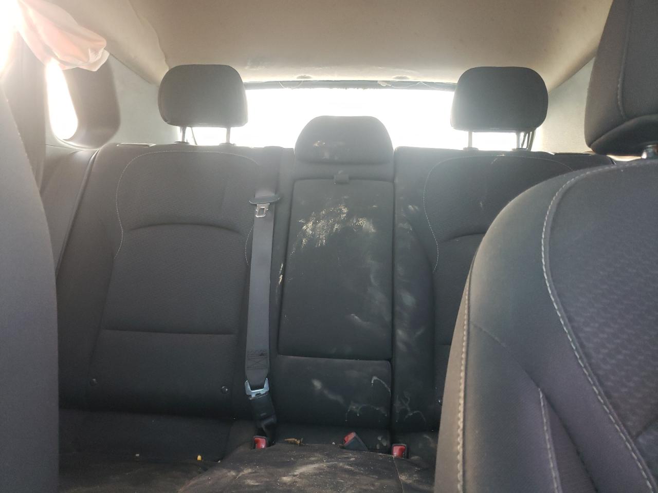 Hyundai ELANTRA Image 2