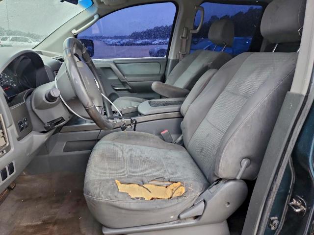 Nissan Titan Xe Image 4