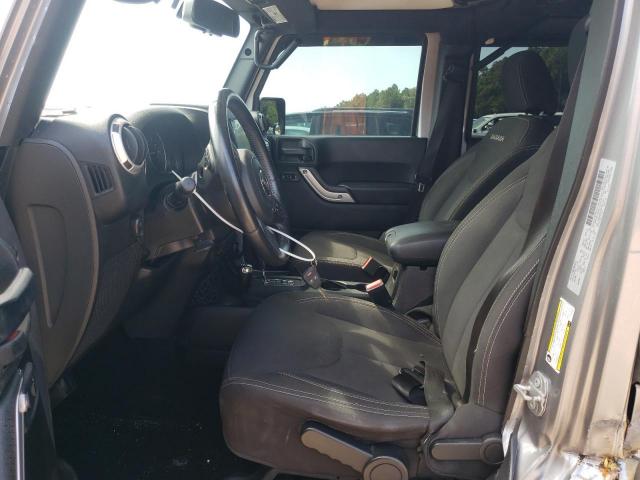 Jeep Wrangler Sahara Image 13