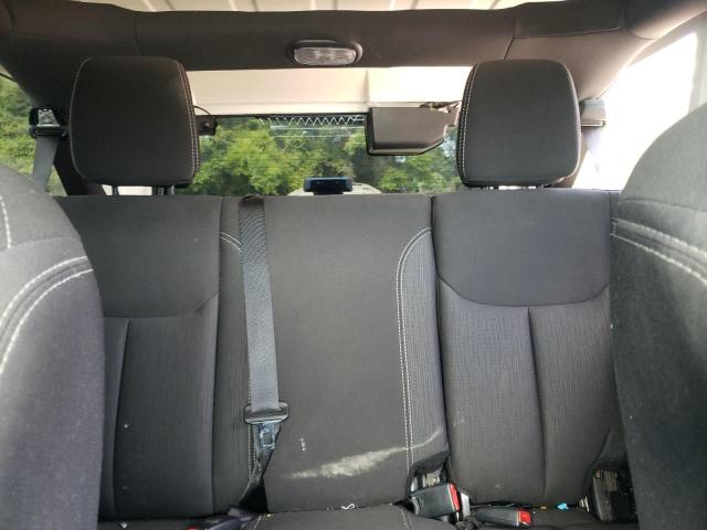 Jeep Wrangler Sahara Image 9