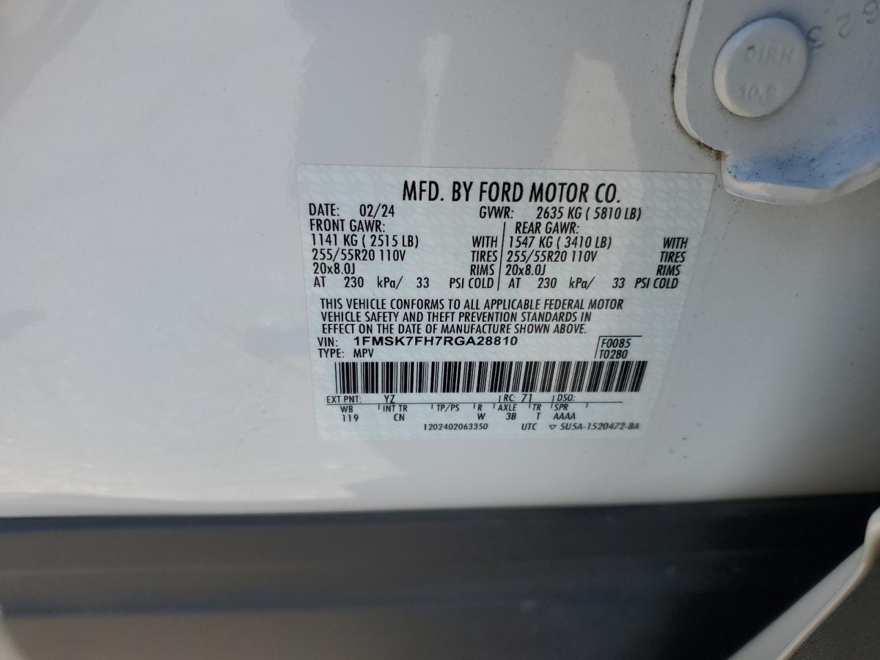 Ford Explorer Limited Image 10