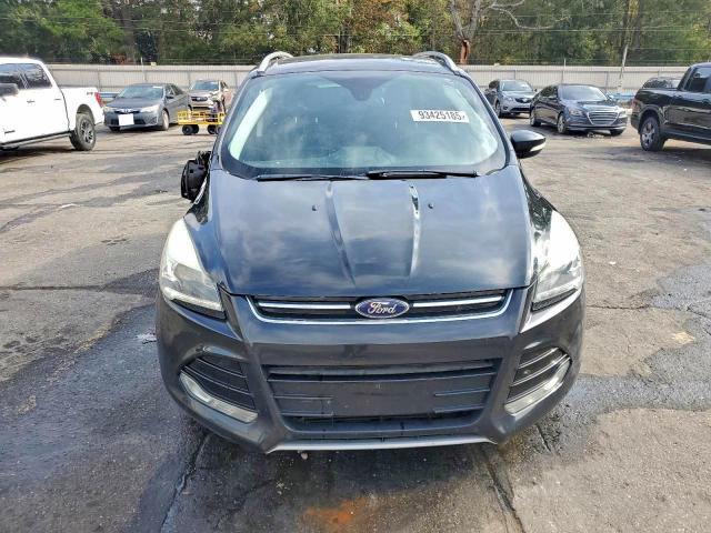 Ford Escape Titanium Image 8