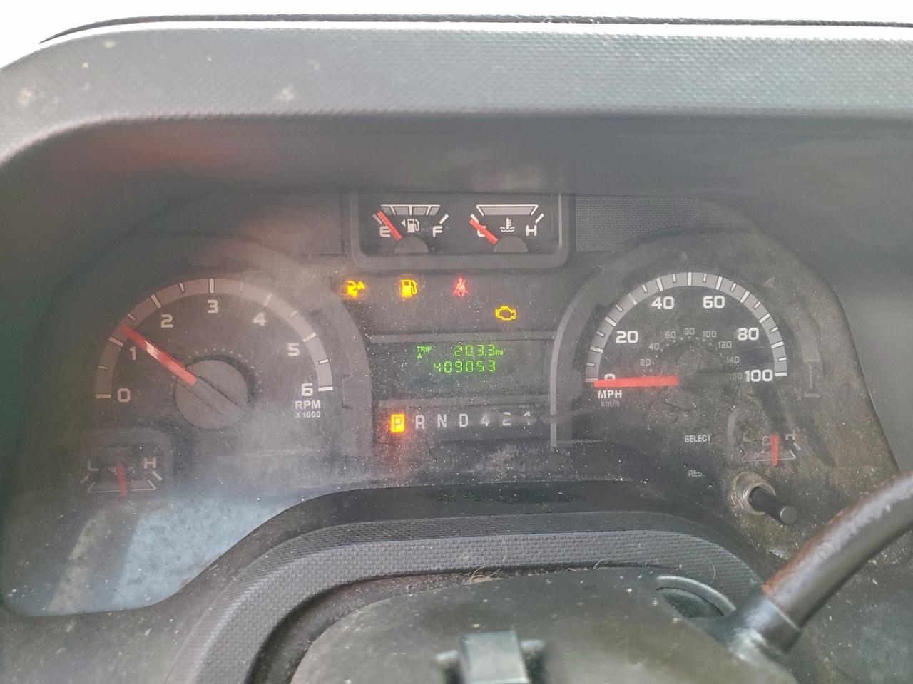 Ford Econoline E350 Super Duty Cutaway Van Image 9