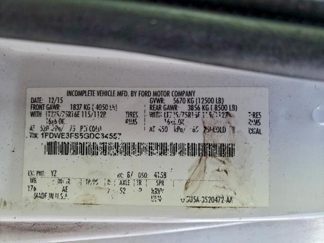 Ford Econoline E350 Super Duty Cutaway Van Image 11