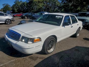  Salvage Ford Crown Vic