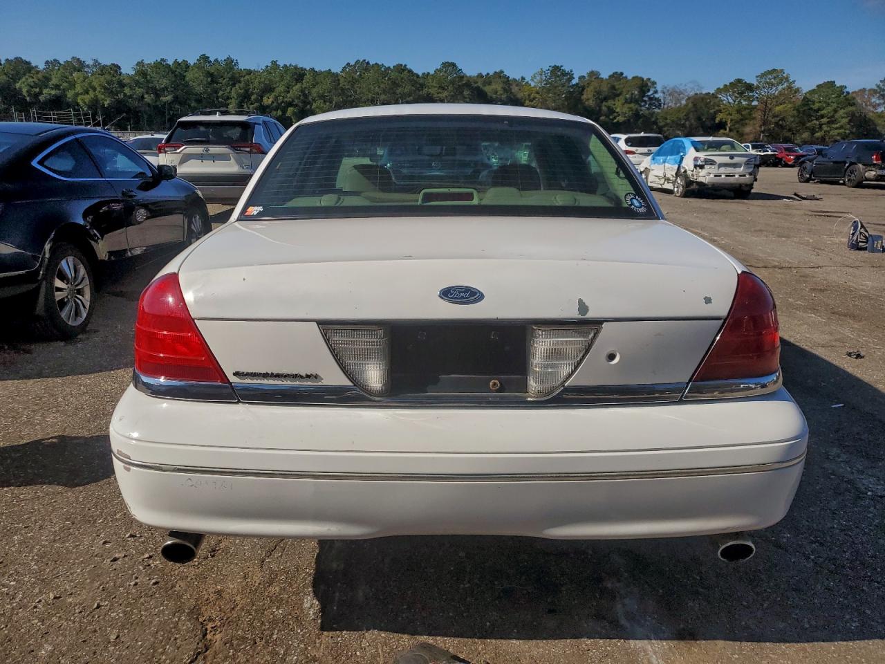 Ford Crown Vic Lx Image 2