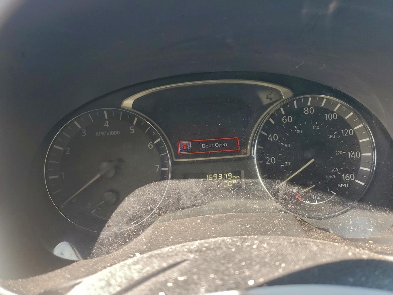 Nissan Altima 2.5 Image 8