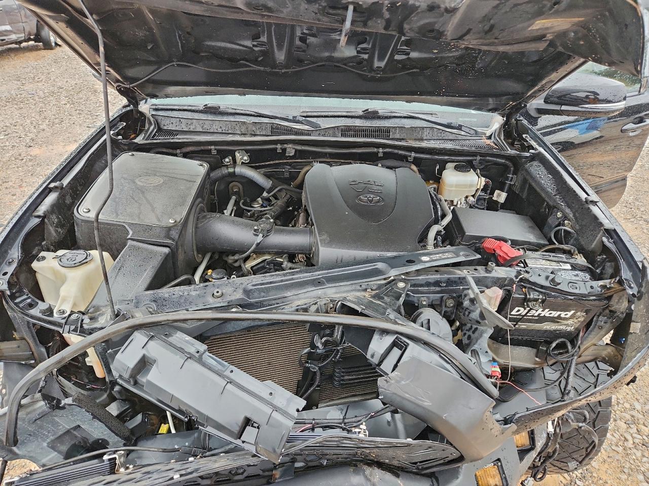 Toyota Tacoma Access Cab Image 6