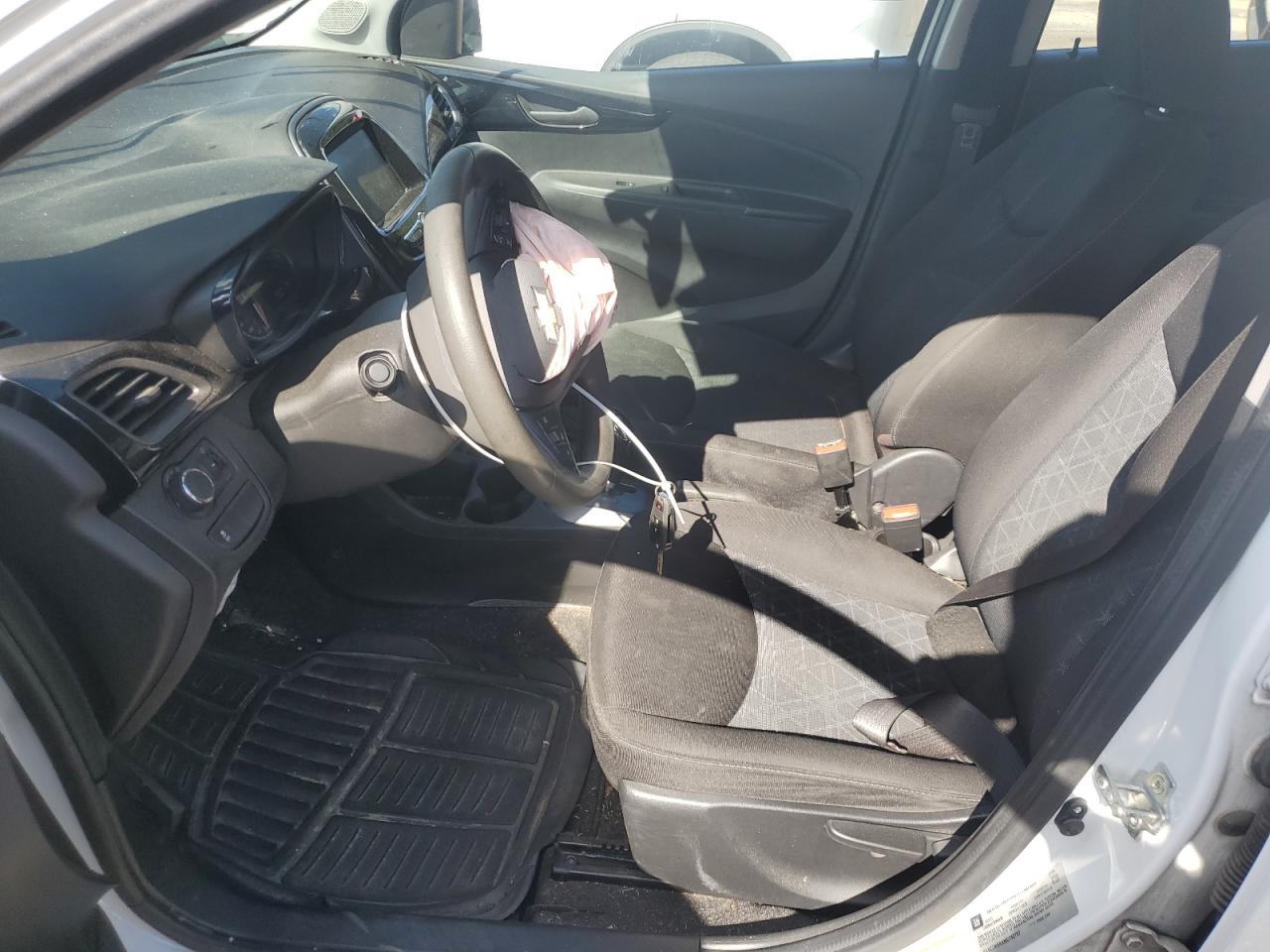 Chevrolet Spark 1lt Image 4