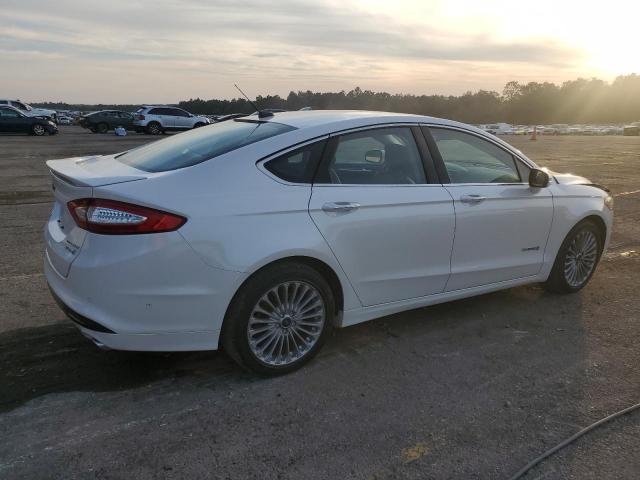 Ford Fusion Titanium Hev Image 2