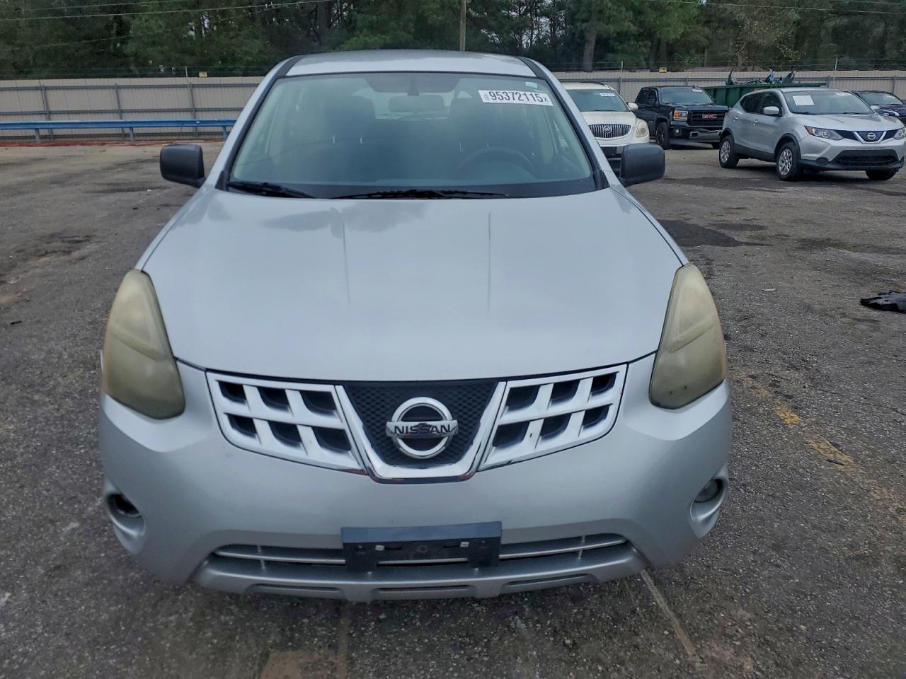 Nissan Rogue S Image 7