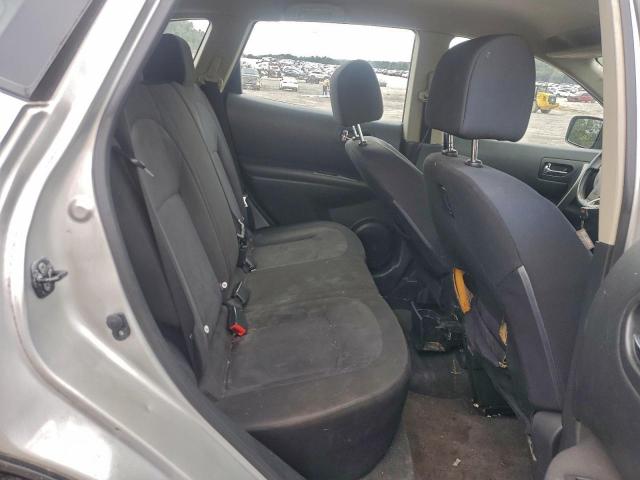 Nissan Rogue S Image 4