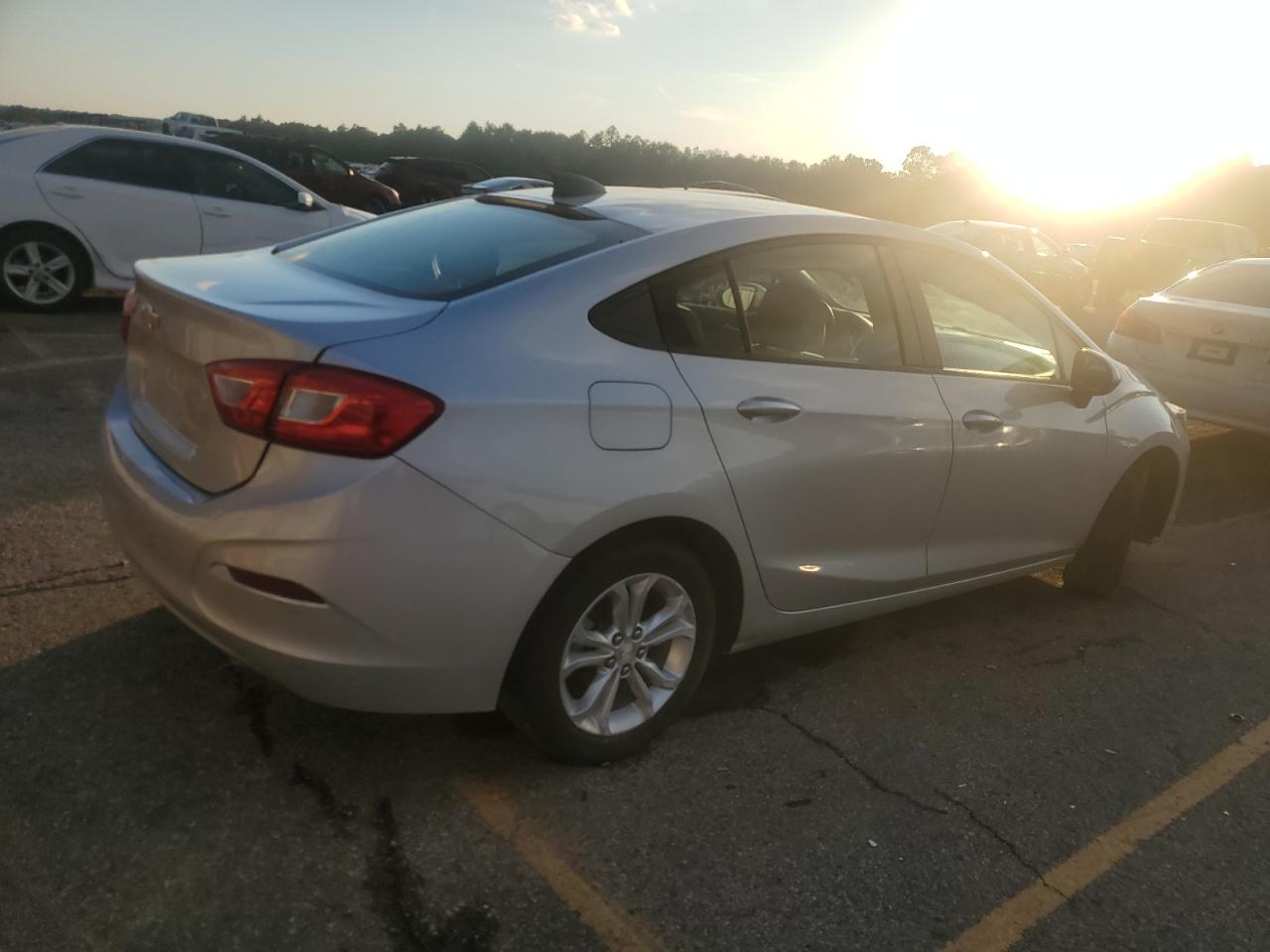 Chevrolet Cruze Ls Image 8