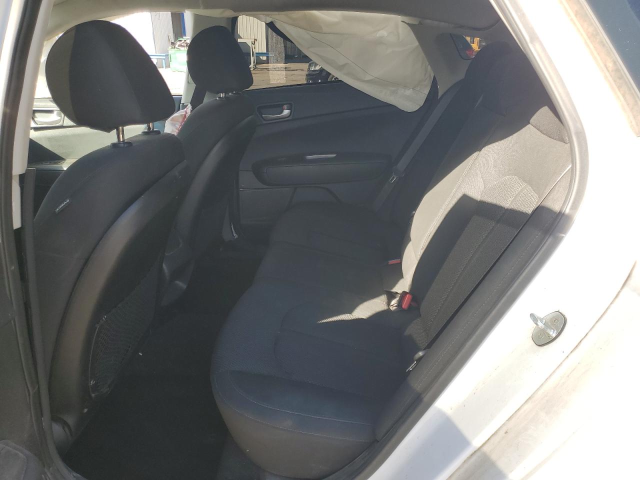 Kia Optima Lx Image 6