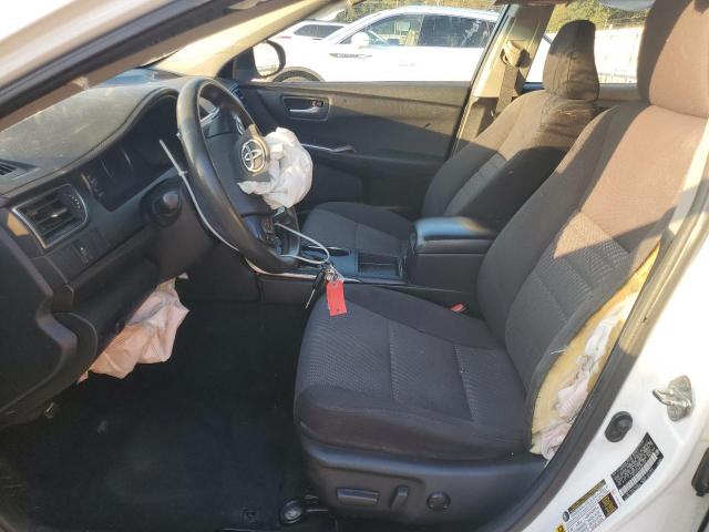 Toyota Camry Le Image 7