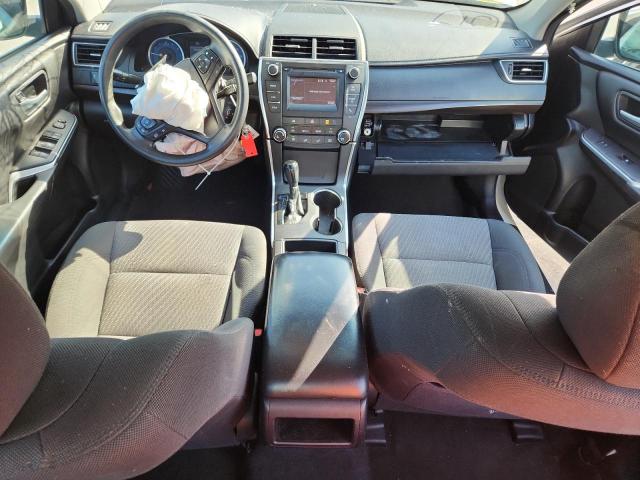 Toyota Camry Le Image 9