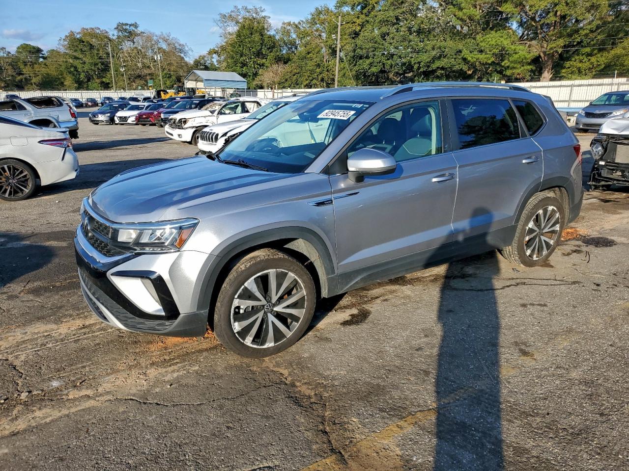 Volkswagen Taos Se Image 1