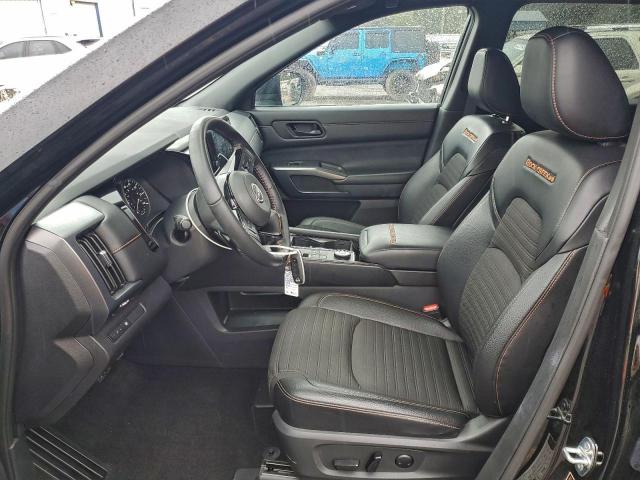 Nissan Pathfinder Sv Image 2