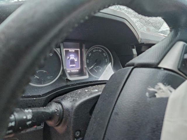 Toyota Tacoma Access Cab Image 9