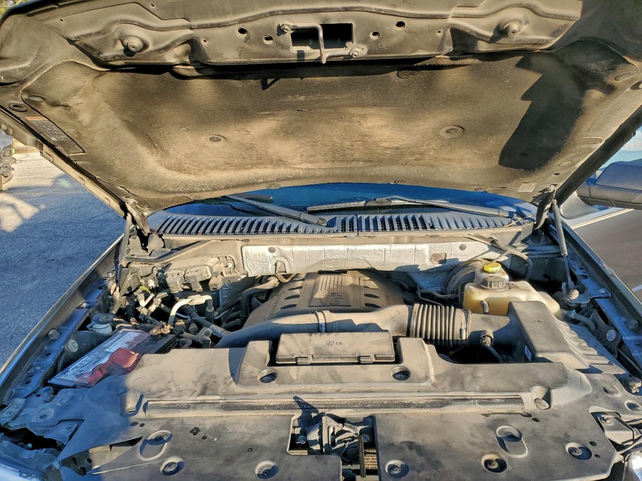 Ford Expedition El Xlt Image 8