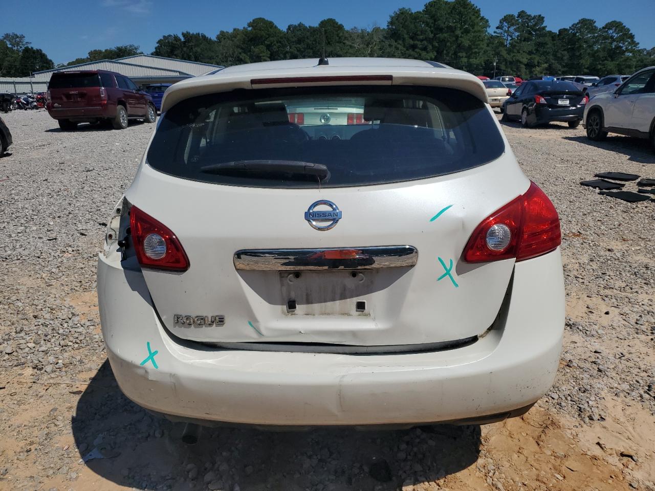 Nissan Rogue S Image 2