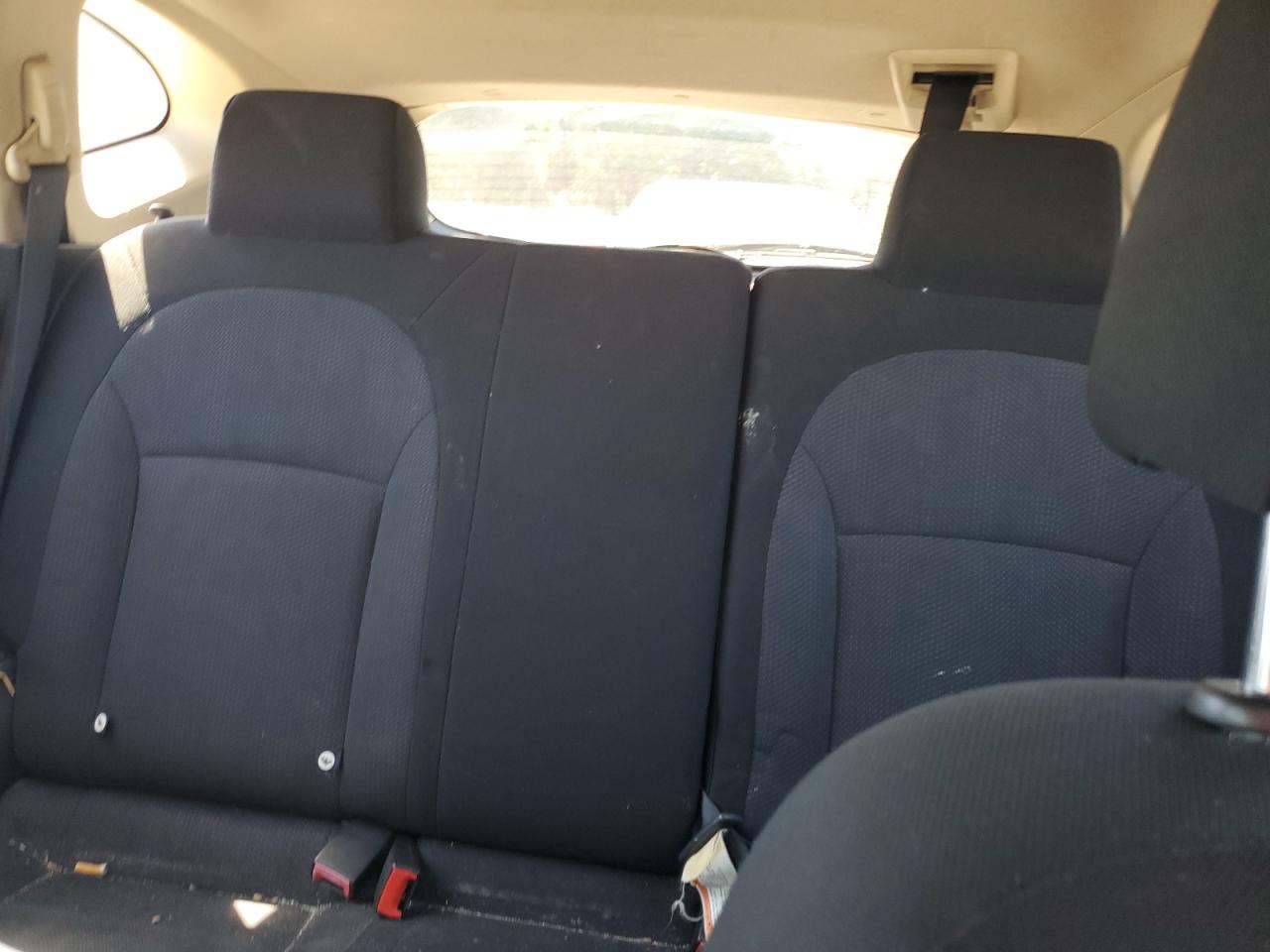 Nissan Rogue S Image 8