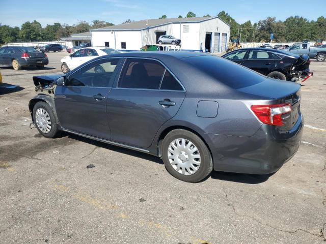 Toyota Camry Base Image 13