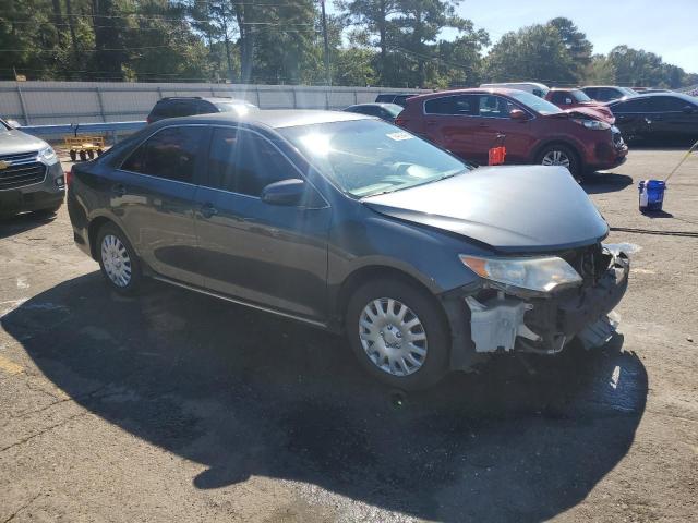 Toyota Camry Base Image 8