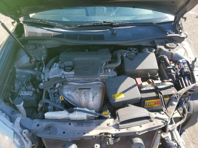 Toyota Camry Base Image 7