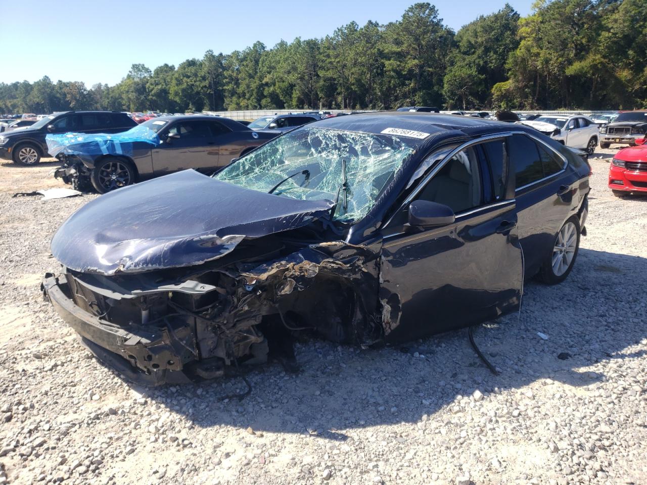 Toyota Camry Le Image 1