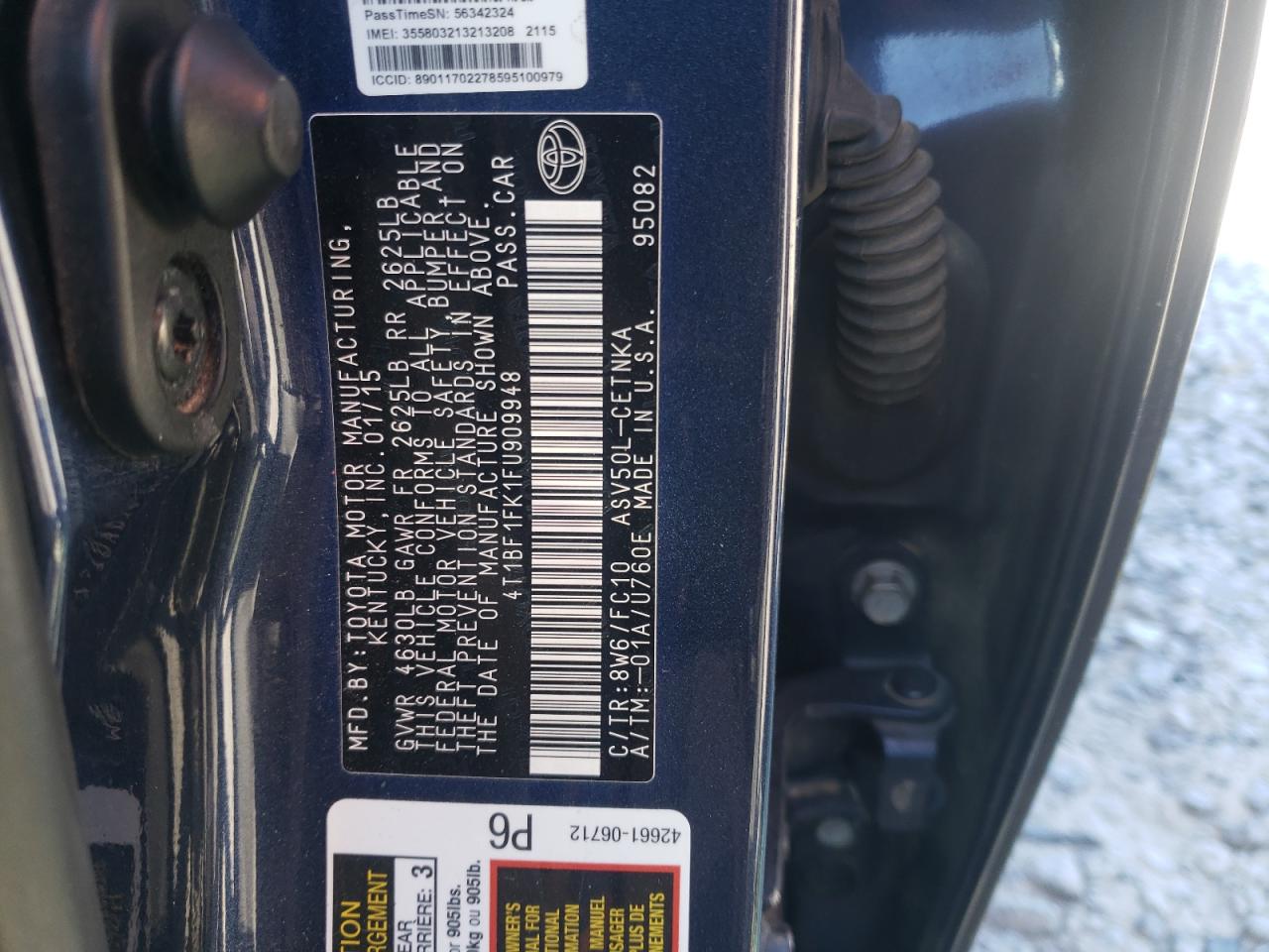 Toyota Camry Le Image 5