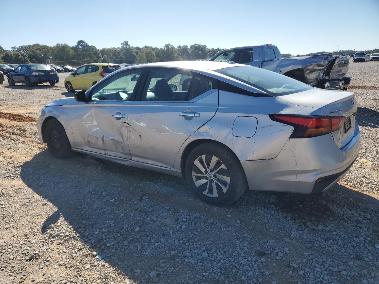 Nissan Altima S Image 11