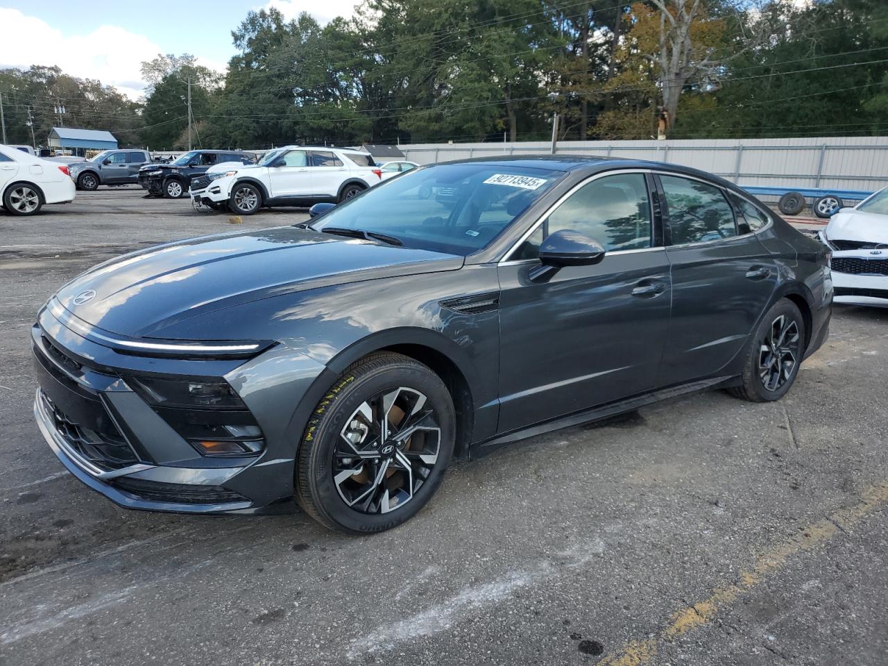 Hyundai SONATA Sel Image 1