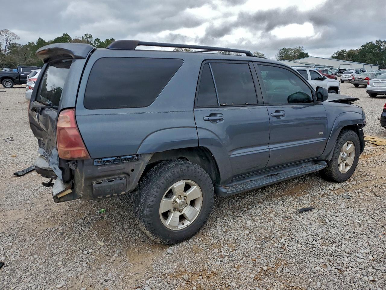 Toyota 4Runner Sr5 Image 11