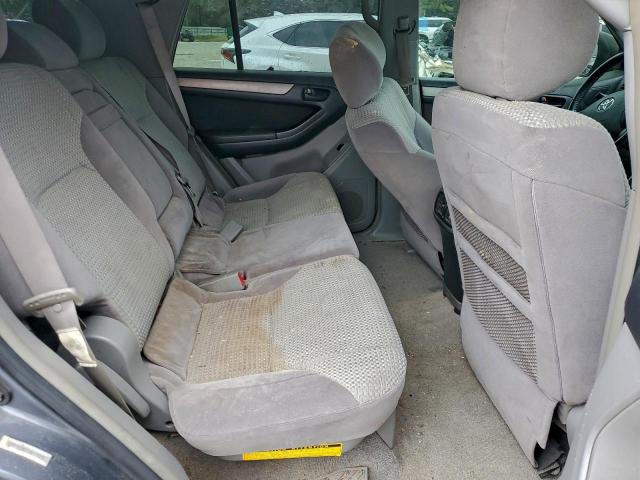 Toyota 4Runner Sr5 Image 2