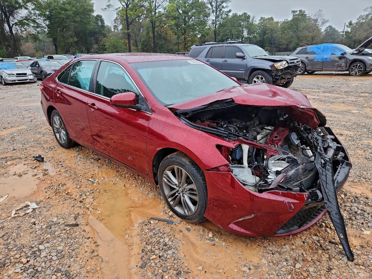 Toyota Camry Le Image 11